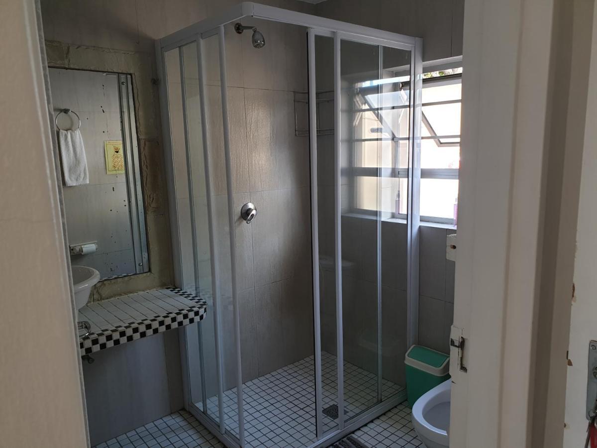Amakaya Backpackers Travellers Accommodation Plettenberg Bay Exterior photo